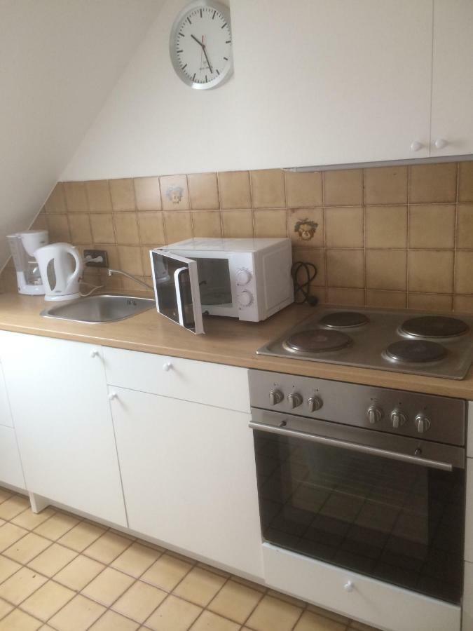 Dg Rechts 108A 2 Zimmer Apartment Dachgeschoss Holzminden Luaran gambar